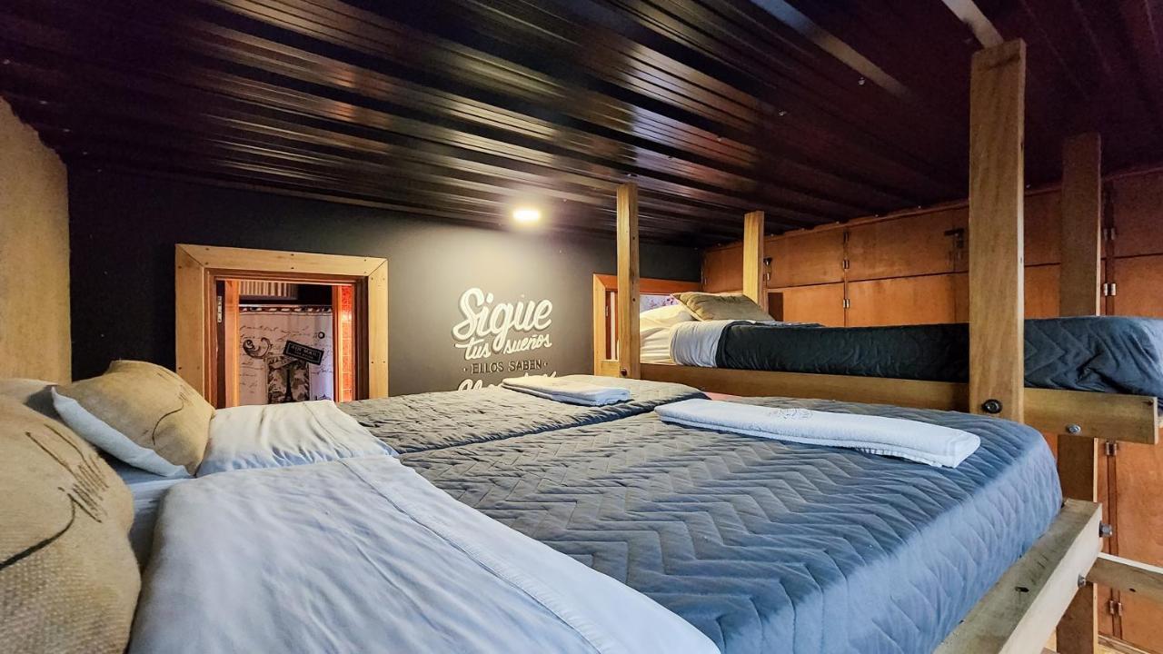 Bucanaan Hostel Boutique Cordoba Exterior photo